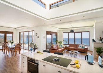 Full kitchen 1